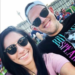 Meet your Posher, Travis